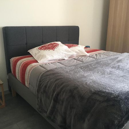 Pugny-Chatenod Appartement T2 Independant Dans Maison المظهر الخارجي الصورة