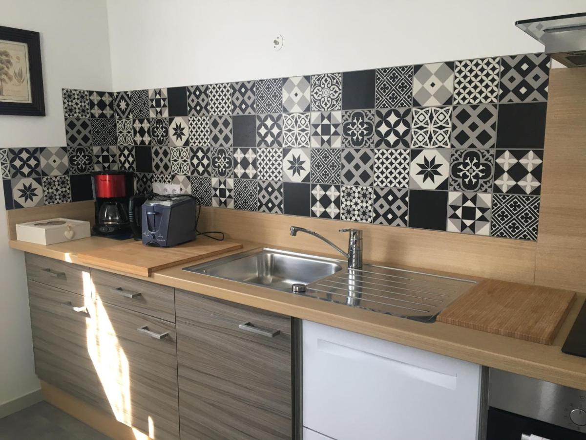 Pugny-Chatenod Appartement T2 Independant Dans Maison المظهر الخارجي الصورة