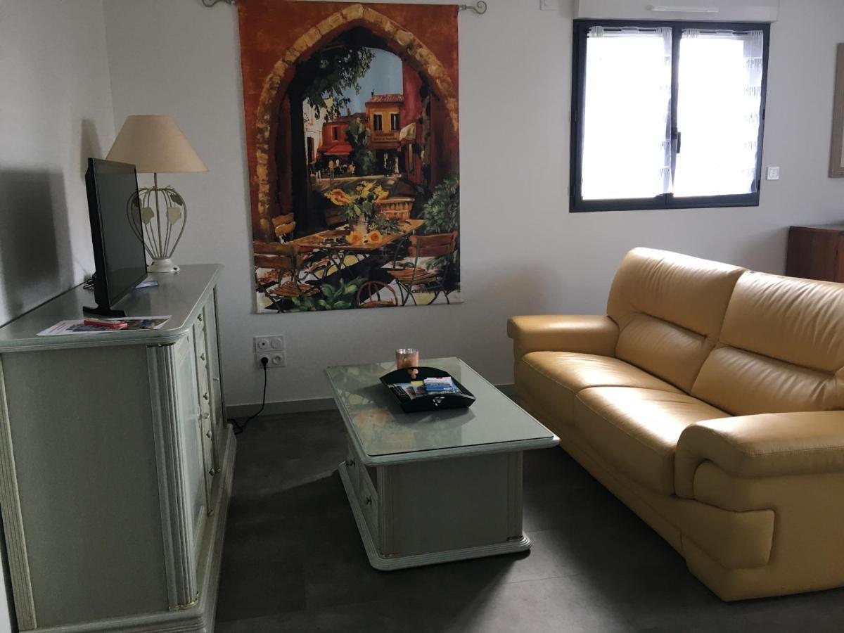 Pugny-Chatenod Appartement T2 Independant Dans Maison المظهر الخارجي الصورة