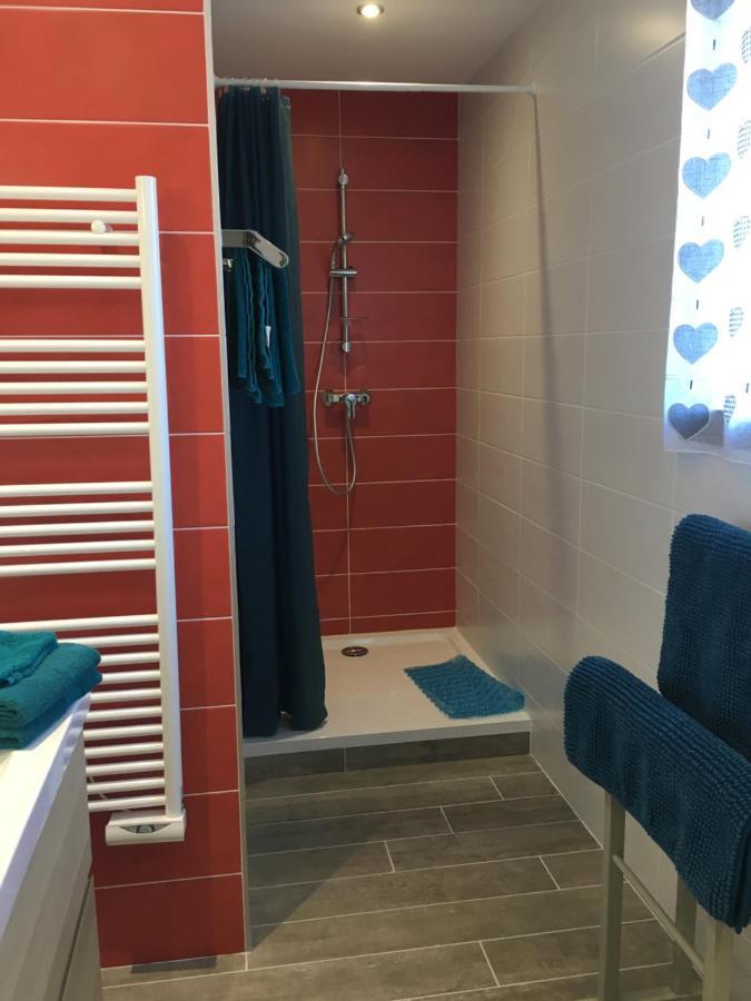 Pugny-Chatenod Appartement T2 Independant Dans Maison المظهر الخارجي الصورة